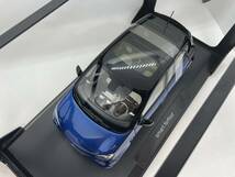 ノレブ 1/18 Smart Forfour 2015 Black×Blue J06-3-014_画像6