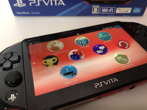 【１円オークション】Sony ソニー PS Vita バリューパック PCH-2000 Wi-Fiモデル レッド/ブラック 本体 PlayStation 箱付き 【S121】