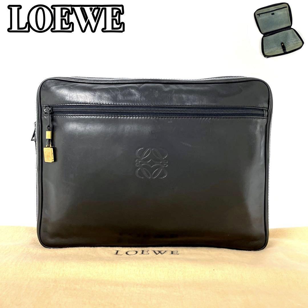 LOEWE ロエベメタルロゴレザークラッチバッグ