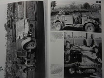 『資料本：洋書』 :WWII German Kubelwagen On All Frontlines.（全編：英語）256ページ（ほぼモノクロ写真）_画像7