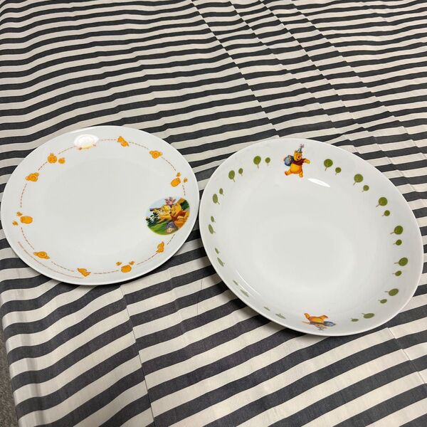 プーさんプレート 2枚 非売品