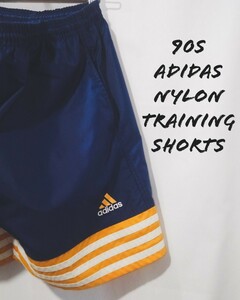 Vintage adidas nylon training shorts 90s アディダス ナイロン ショーツ ショートパンツ 万国旗タグ パフォーマンスロゴ ビンテージ
