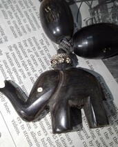 Vintage wood beads elephant necklace ウッド ビーズ エレファント ネックレス ハンドメイド 象 ネイティブ 大玉 木製 ビンテージ_画像3