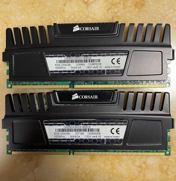 CORSAIR VENGEANCE DDR3-1600MHz 8GB (4GB×2枚キット) CMZ8GX3M2A1600C9