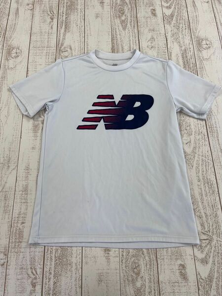  New Balance ニューバランス　Tシャツ【Mサイズ】