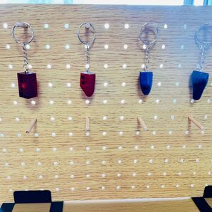 (新品)新幹線電車キーホルダー、key keychain キーリング キーチェーン 4個セット