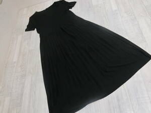 送料230円可★ザラ★ワンピース★Ｓサイズ★サラリとした伸縮性あるお素材です★ZARA★黒ブラック