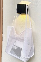 新品 トートバッグ ホワイト肩掛け かばん 鞄 大容量 軽量 レディース ファッション雑貨 メッシュ_画像4