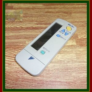 A29 ★概ねきれい!★送料無料★割引規定有!★安心の不良返品保証付★即決★スピード発送★ ダイキン★エアコンリモコン★ARC411A8