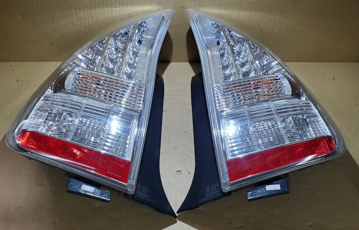 2023年最新】ヤフオク! -プリウス テールランプ 純正の中古品・新品
