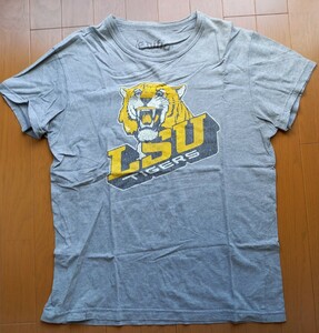 LSU タイガース　Tシャツ　ルイジアナ州立大学　運動チーム　即発送　古着　カナダ製　即発送