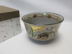 I07063 【 未使用 茶道具 金彩色絵 茶碗 陶印 作者不明 紙箱 】 検) 作家物 茶懐石 茶事 茶会 茶器 茶具 お点前 来客 おもてなし お稽古 ⅰ