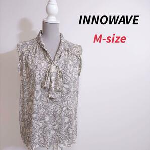 INNOWAVE フルーツ総柄・ボウタイ付きトップス ノースリーブ Mサイズ オフホワイト&黒・透け感あり 裏地なし 81050