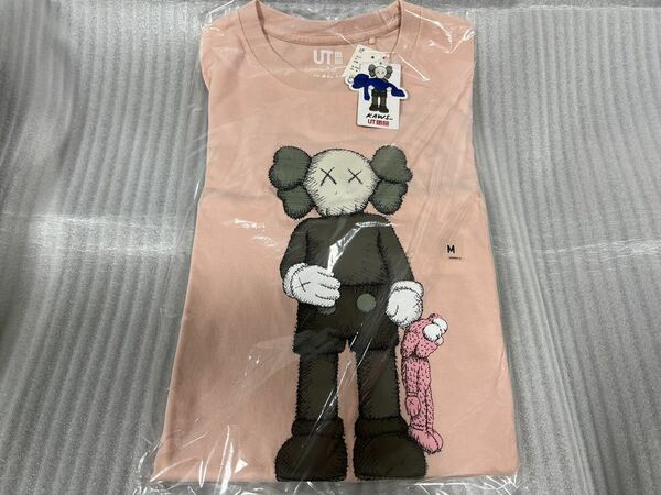 ☆新品未使用☆UNIQLO ×KAWS UTユニクロ×カウズ コラボ サイズM⑤