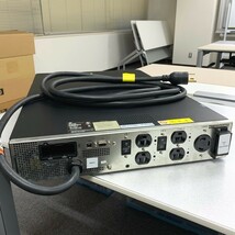 @S1296 現状品 保証無し 高機能無停電電源装置 HPE R/T3000NL G2 UPS 100V(L5-30P) バッテリーNG_画像2