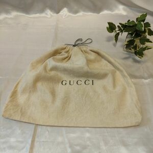 GUCCI グッチ　巾着袋