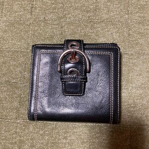 二つ折り財布 COACH 折りたたみ財布