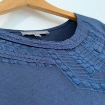 Laura Ashley ローラアシュレイ 刺繍柄 Tシャツ L 紺 レディース 夏 美品_画像3