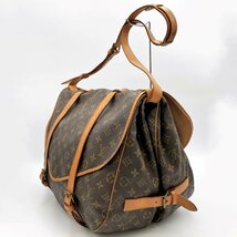 LOUIS VUITTON ルイ・ヴィトン モノグラム ソミュール43(廃盤) M42252 ショルダーバッグ バッグ ブラウン PVC レディース USED 中古_画像4