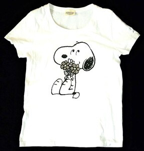 『PEANUTS スヌーピーTシャツ』