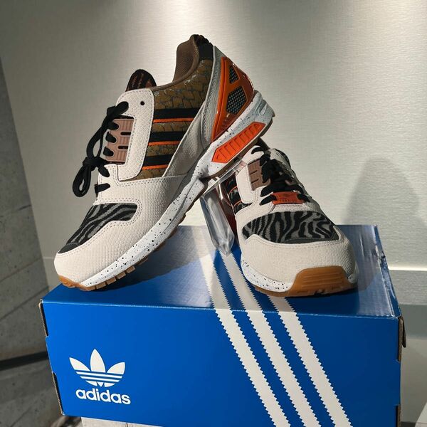 アトモス×アディダス ZX 8000 クレイジーアニマル"atmos × adidas ZX 8000 "CRAZY ANIMAL