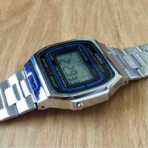 新品同様 NANO universe CASIO ナノユニバース カシオ デジタルウォッチ 腕時計 日常生活用防水 時報 ストップウォッチ アラーム LEDライト_画像4