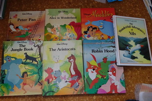  English Disney Disney picture book ( Aladdin, Peter Pan, Alice, The Aristocats etc. 6 pcs. )+[nirus. mystery ..]