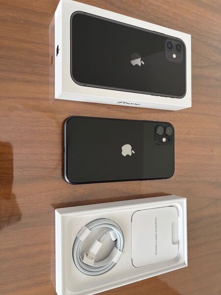 【超美品】iPhone 11 ブラック 64 GB SIMフリー