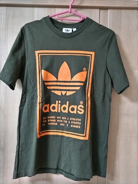 adidas ロゴTシャツ 半袖Tシャツ