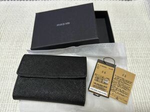 中古 COMME CA MEN コムサメン 三つ折り財布 ウォレット ブラック 黒 床革 牛革 レザー 定価20,900円 ファイブ フォックス 小銭入れ 化粧箱