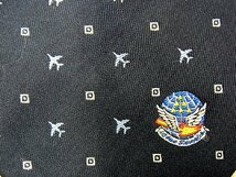 DC00259♪良品【キャラ柄】刺繍「飛行機 戦闘機 ロゴマーク」ネクタイ♪_画像1