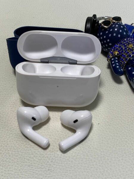 AirPods Pro エアーポッズプロ　ディスプレーモデルと収納ケース