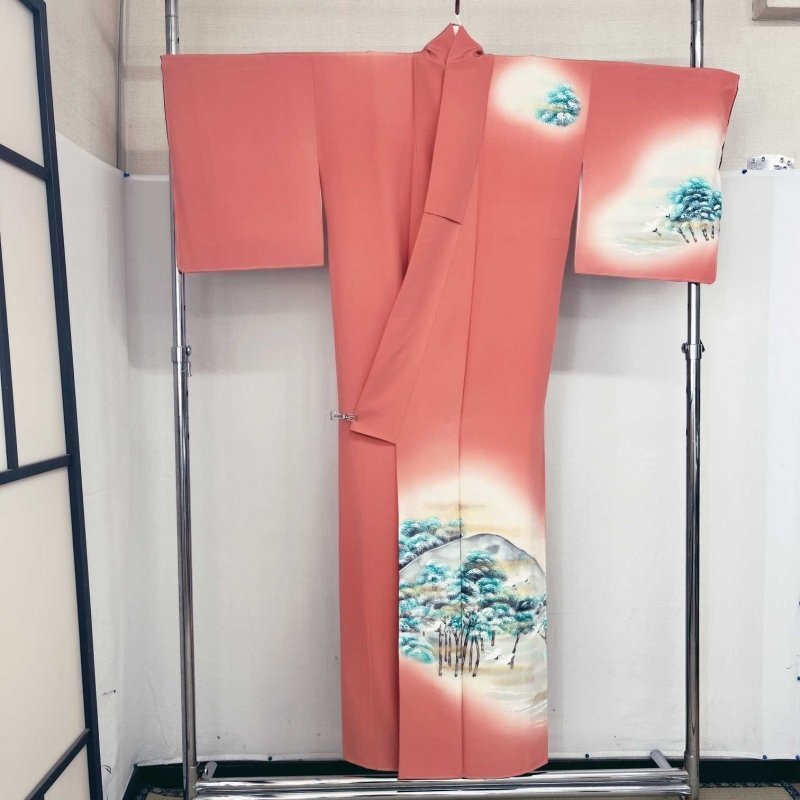 未使用品付け下げ訪問着袷正絹絵羽付き身丈168 松鶴ローズピンク