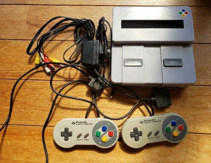 スーパーファミコン 本体ソフト＋マルチタップセット｜PayPayフリマ