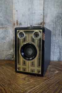 アンティークBROWINIESX-16カメラ [gopd-715]検アメリカ/インテリア雑貨/コレクション雑貨/カメラ1940年代コダック社/インテリア