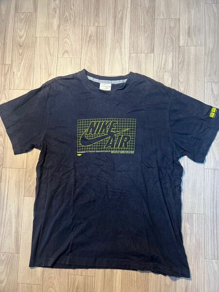 NIKE ロゴTシャツ