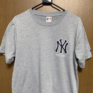 M NY Major League Baseball / ニューヨーヤンキース 半袖Tシャツ グレー MLB メジャーリーグ