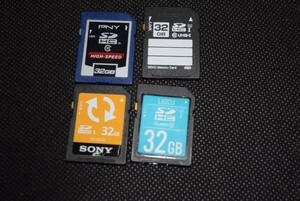 SDHC 32GB 4枚　sony pny 他 SDHCカード 動作確認済み　普通郵便対応　メモリーカード M1
