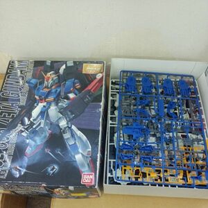 ガンプラ　MSZ-006 ZETA GUNDAM ゼータガンダム　マスターグレードモデル　1/100 機動戦士ガンダム　n10