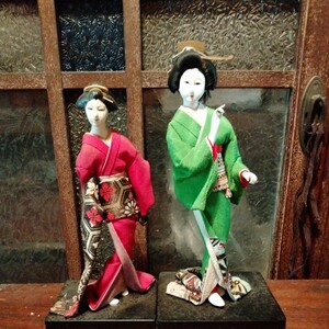 アンティーク 日本人形 和服 和装 市松人形 花魁 芸者 舞妓 京都 着物 店舗什器 古民家 MADE IN JAPAN ビンテージ 洋館 時代箪笥 
