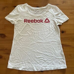 Reebok リーボック☆レッドロゴTシャツ☆ホワイト