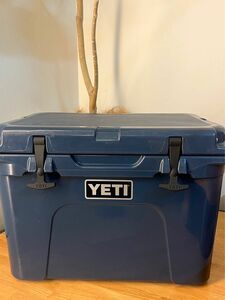 YETI イエティ クーラーボックス タンドラ 35 ネイビー