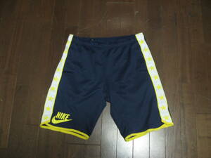 正規品　NIKE　ナイキ　SPORTS WEAR　ハーフパンツ　Mサイズ