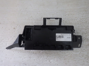 [Y0112] beautiful goods used VW Golf 8 eTSI Style 3AA-CDDFY 2021 year 6 month air conditioning unit bracket attaching 5WA 907 727 P prompt decision 