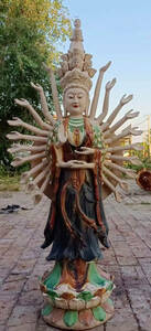  Tang fee three . old . thousand hand . sound Buddhist image 