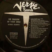 米VERVEオリジLP 黒銀Tラベル VANGELDER刻印 Astrud Gilberto / The Shadow Of Your Smile 1965年 V6-8629 アストラッド・ジルベルト_画像2