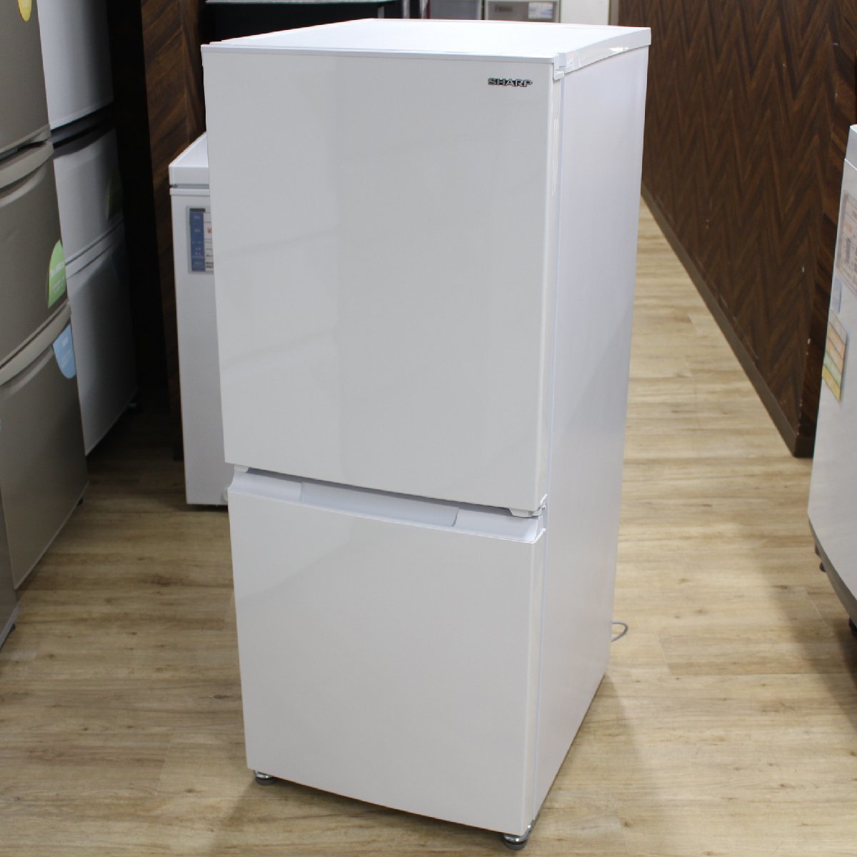 消費税無し シャープ冷凍冷蔵庫152ℓ【2021年製】SJ-D15G-W 冷蔵庫