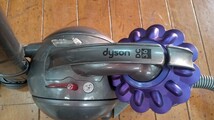 COQ631 dyson DC36 CX2-JP-CGA5589A ダイソン 掃除機 コードタイプ サイクロン式 簡易動作確認OK 現状品 _画像4