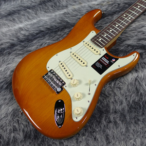 Fender American Performer Stratocaster Honey Burst