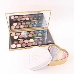  make-up Revolution eyeshadow etc. somewhat use 2 point set together lady's MAKE UP REVOLUTION